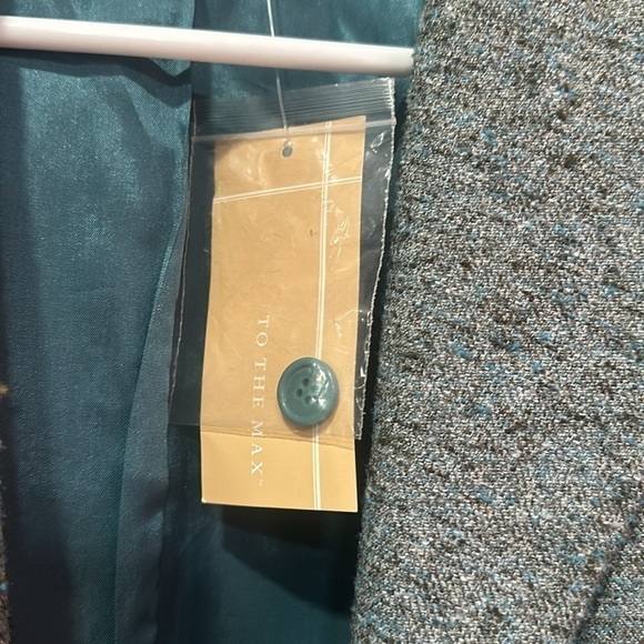 To The Max Women’s Gray Blazer Size 6 NWT - Picture 5 of 6